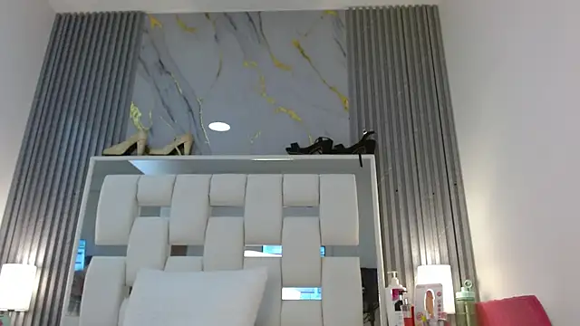 VanessaHard as online show from October 1, 7:41 pm