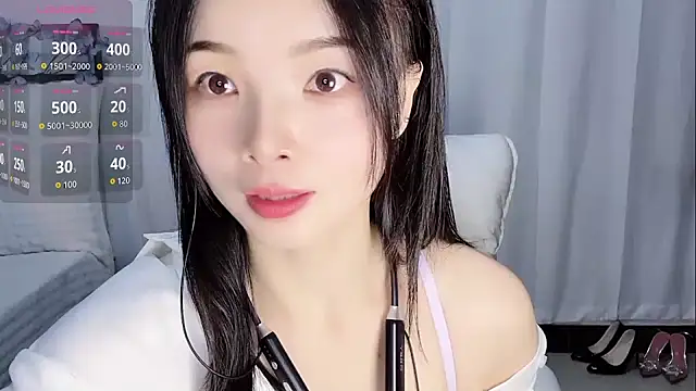 Snapshot of Tangbao-Baby chatting on September 19, 8:35 am Tangbao-Baby online show from September 19, 8:35 am