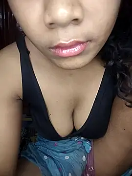 Snapshot of kiron204279 chatting on October 30, 6:27 am kiron204279 online show from October 30, 6:27 am