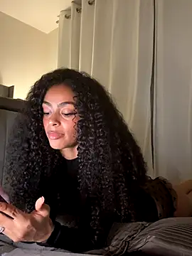 yasmingarcia online show from November 22, 10:01 pm