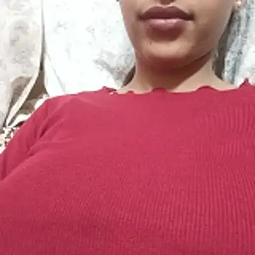 wildradha online show from October 27, 7:52 pm