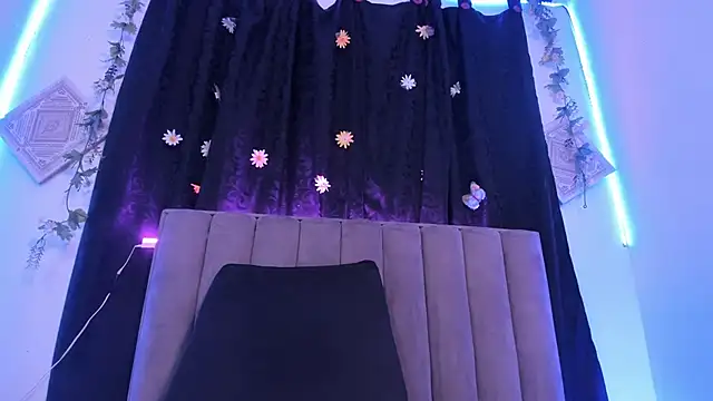 AkiraStone  online show from September 11, 1:55 pm