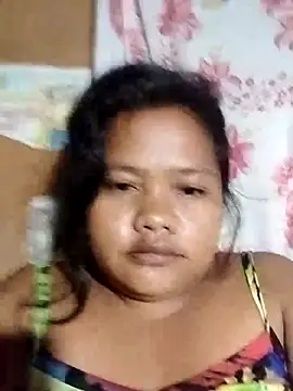 Snapshot of hot_mom13 chatting on September 20, 9:35 pm hot mom13 online show from September 20, 9:35 pm