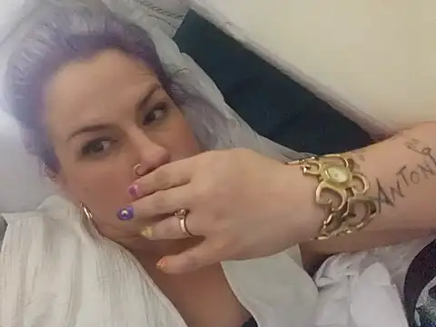 Snapshot of toomuchofafreak chatting on October 22, 2:38 am toomuchofafreak online show from October 22, 2:38 am