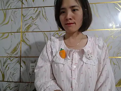 Lyzizi lovely09 online show from November 22, 12:35 am