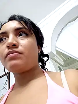 Snapshot of VALERYY_ROSE_ chatting on September 18, 12:37 pm VALERYY ROSE online show from September 18, 12:37 pm