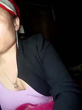 CoMay003 online show from December 21, 1:26 pm