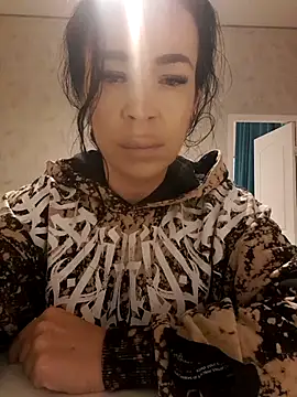 Snapshot of Rosaliemilaxxx chatting on October 8, 11:25 am Rosaliemilaxxx online show from October 8, 11:25 am