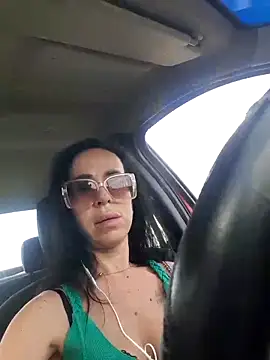 Snapshot of Rosaliemilaxxx chatting on September 24, 7:40 am Rosaliemilaxxx online show from September 24, 7:40 am