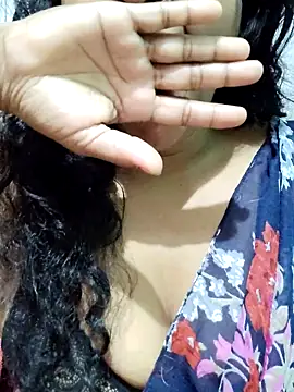 Snapshot of spicysuhana chatting on October 13, 11:51 pm spicysuhana online show from October 13, 11:51 pm