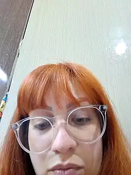 Snapshot of witchkiki chatting on October 27, 5:19 pm witchkiki online show from October 27, 5:19 pm