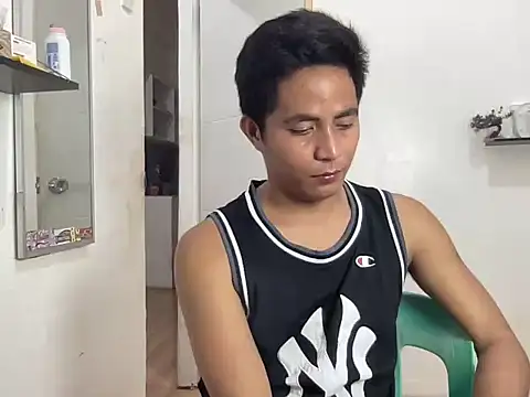 Lloyd wintours online show from February 14, 11:12 am