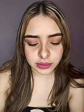 Nahomy cm online show from January 8, 8:13 pm