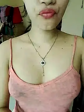 Snapshot of Sweet_Bindika07 chatting on October 7, 5:01 am Sweet Bindika07 online show from October 7, 5:01 am