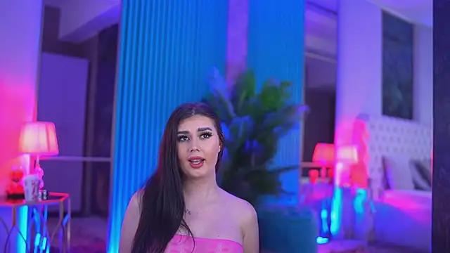 KendraMoon online show from November 11, 4:15 pm