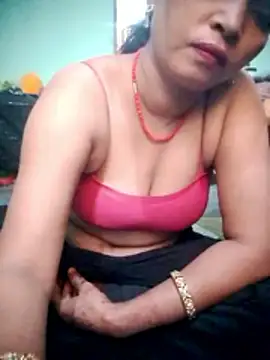 Snapshot of Chandrakanta-Devi chatting on October 27, 9:27 am Chandrakanta-Devi online show from October 27, 9:27 am