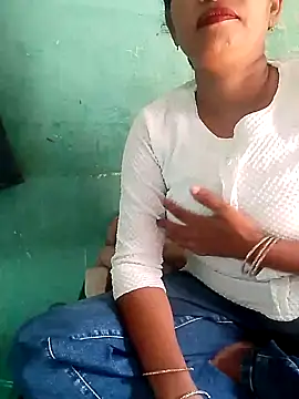 Snapshot of Chandrakanta-Devi chatting on October 4, 9:04 am Chandrakanta-Devi online show from October 4, 9:04 am