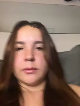 m0ranguinh0s2 online show from April 28, 1:58 am