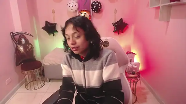 LadyWawy online show from October 17, 1:25 pm