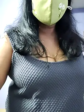 mallu-lover online show from November 26, 8:26 am