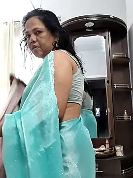 mallu-lover online show from April 14, 12:05 pm