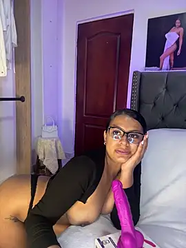 ema zoe online show from February 14, 12:34 am