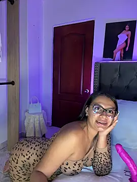 ema zoe online show from April 18, 12:13 am