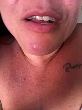 MaluLemos online show from October 16, 6:10 pm