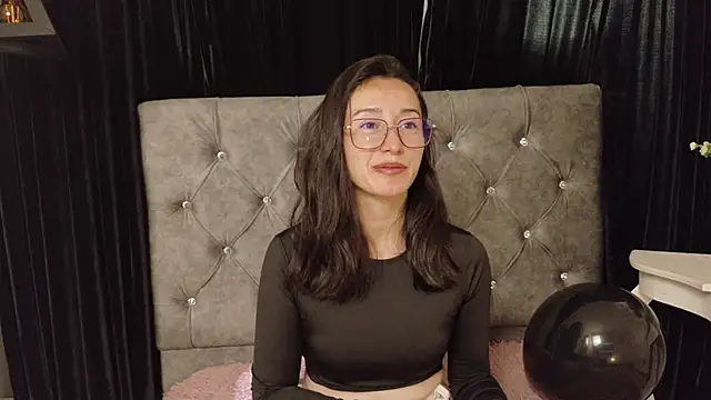 Snapshot of Ginevra_esposito chatting on September 18, 12:58 pm Ginevra esposito online show from September 18, 12:58 pm