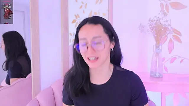 Snapshot of Ginevra_esposito chatting on September 23, 12:58 pm Ginevra esposito online show from September 23, 12:58 pm