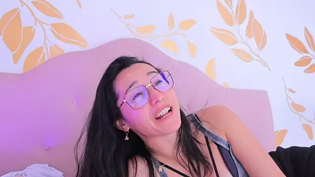 Snapshot of Ginevra_esposito chatting on October 9, 3:05 pm Ginevra esposito online show from October 9, 3:05 pm