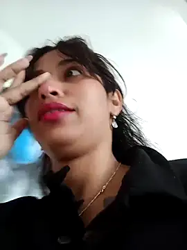 Vikyvoyeur online show from February 15, 7:46 pm