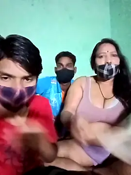 LoveOnStream online show from October 13, 3:25 pm