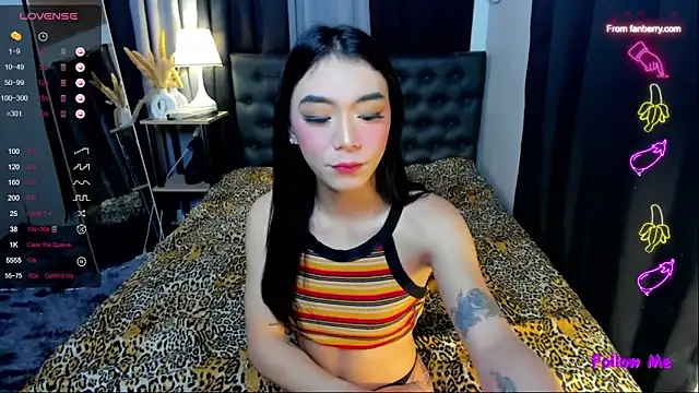 Snapshot of bellamoonlightX chatting on September 14, 8:34 am bellamoonlightX online show from September 14, 8:34 am