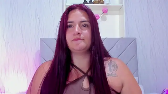 Victoria Guzman online show from February 17, 5:01 pm