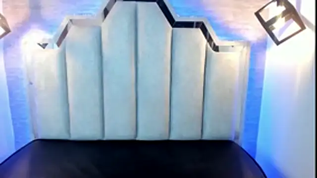  Emily rosee  online show from October 15, 12:41 pm