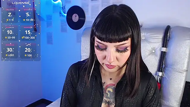 FabulousVenus online show from April 9, 2:14 am