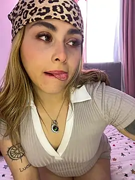 MorganHot0809 online show from February 26, 2:38 pm