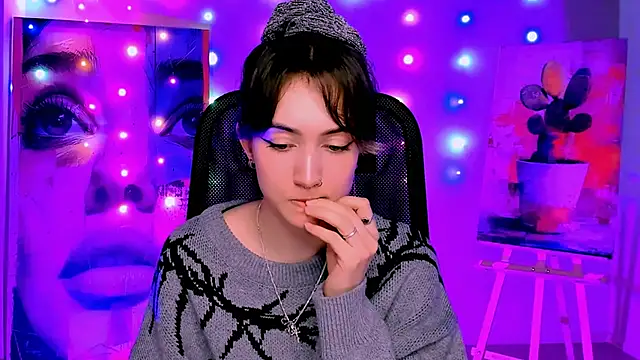 olivianorton online show from January 12, 2:22 pm