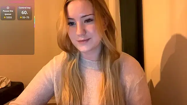 PandaFluff online show from October 23, 3:40 pm