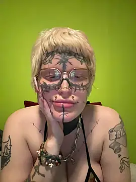 Sixkbunnies online show from July 21, 3:18 am