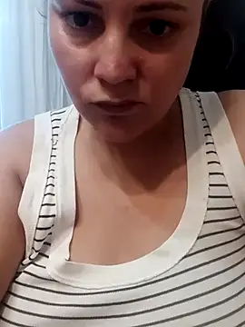 Snapshot of Cassandrina1 chatting on October 7, 9:57 am Cassandrina1 online show from October 7, 9:57 am