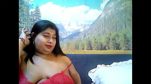 indianhoney694u online show from October 23, 5:46 am