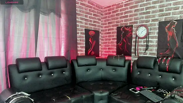 Snapshot of celeste_bdsm1 chatting on October 13, 12:08 pm celeste bdsm1 online show from October 13, 12:08 pm