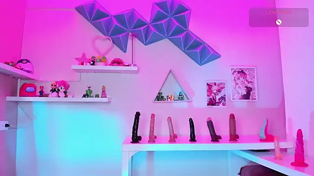 dreamleah  online show from November 1, 6:17 am