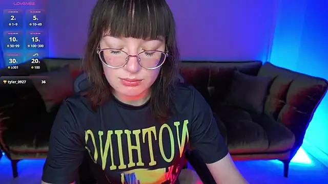 Pixie Peachh online show from October 22, 8:25 pm