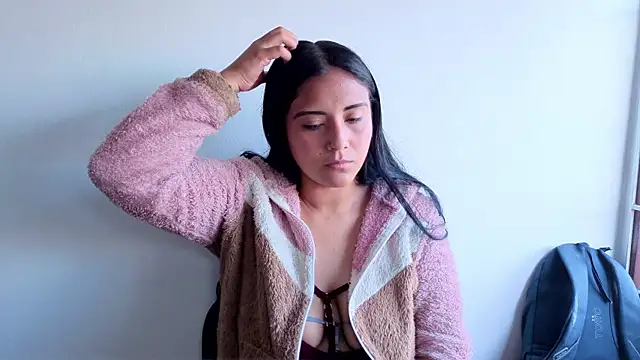 EmilyGala online show from November 19, 7:58 pm