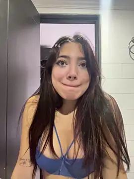 LisaGoddes online show from December 1, 9:17 pm