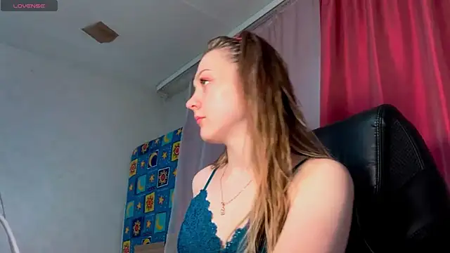 Snapshot of Smoke_mama chatting on September 27, 1:29 pm Smoke mama online show from September 27, 1:29 pm