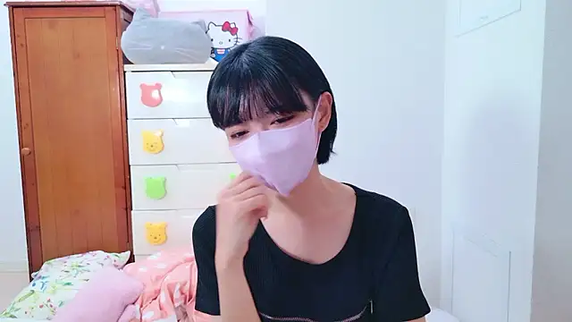 Azusa DoMybest online show from October 5, 11:15 am